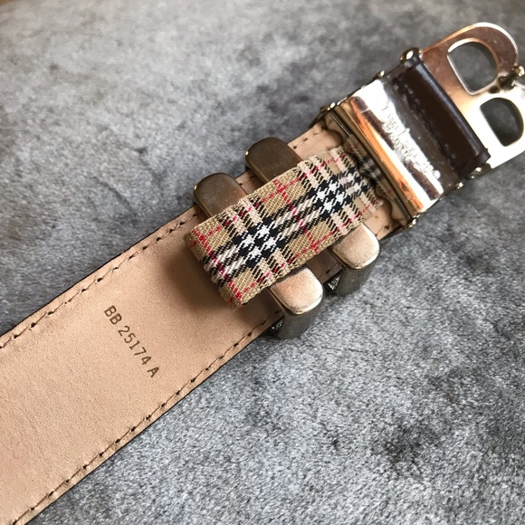 Burberry belt - Picture 7 of 11
